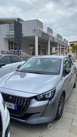 Peugeot 208 1.2 75 cv