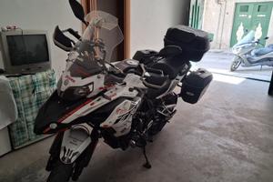 benelli trk 502