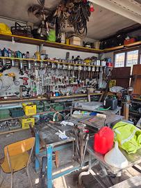 Attrezzi officina 