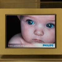 Cornice Digitale Philips 7FF1 – Design Elegante