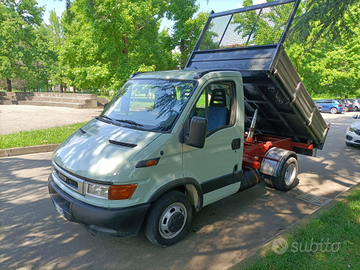 Iveco Daily 2.8 diesel ribaltabile