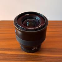 Zeiss Batis 25 mm f/2