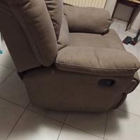 POLTRONA CON RECLINER MANUALE