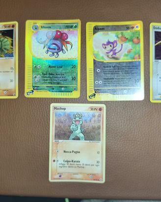  43 carte Pokemon da collezione vari set