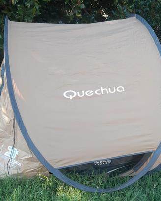 Tenda Decathlon tre posti due secondi con finestre