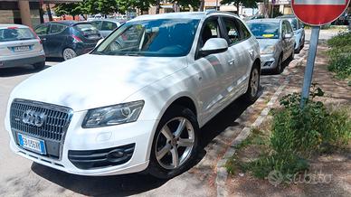 AUDI Q5 1ª serie - 2010