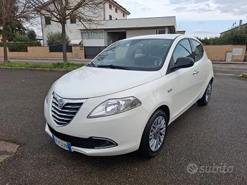 Lancia Ypsilon 1.2 del 2012 SOLO 133.000 KM