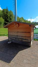 Casetta di legno del Mercatino di Natale 