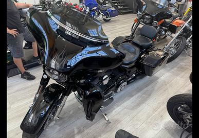 Harley-Davidson Street Glide C.V.O. - 2016