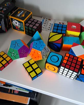 Collezione Grande Cubi di Rubik Particolari 