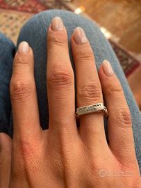 Anello Saint Laurent