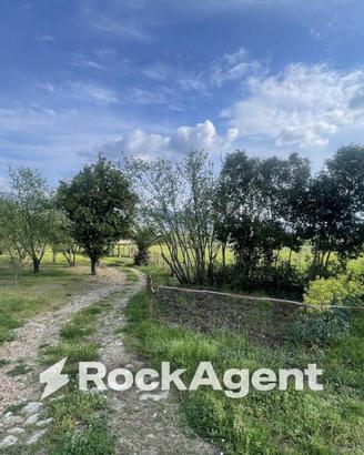 Terreno di 21569 m² a San Cipriano Picentino