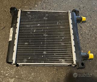 Radiatore BMW serie 1 F40 1.5 benzina 9884537