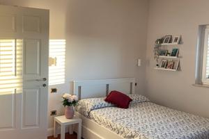 Camera matrimoniale ragazza studentessa/lavoratric