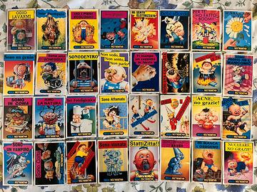 Mega Sgorbions Serie 1 Completa figurine carte