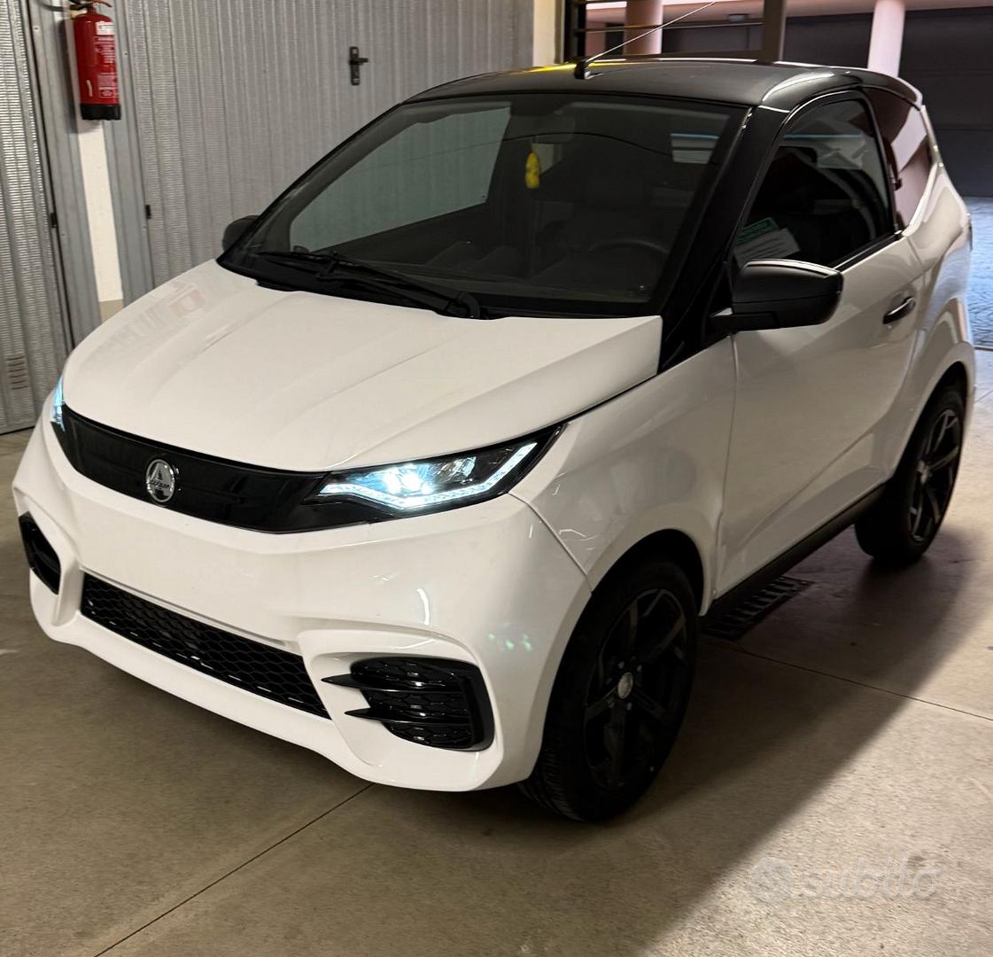 Aixam Crossover Aixam 125 Posti Usata Aixam City Catalogo E