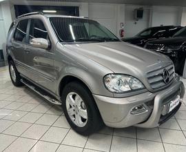 MERCEDES-BENZ ML 270 turbodiesel CDI SPECIAL EDI