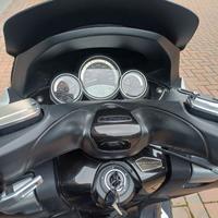 Scooter TMax 500