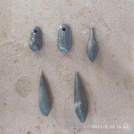 5 piombi da pesca di vario peso