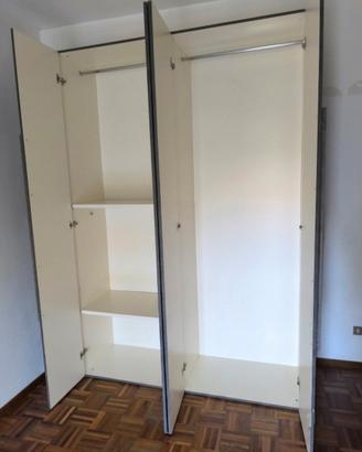 Armadio moderno a 4 ante