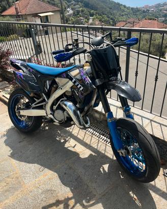 tm 125 FI 2021