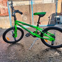 BMX FUNKY FREESTYLE 20 ATALA VERDE LIME