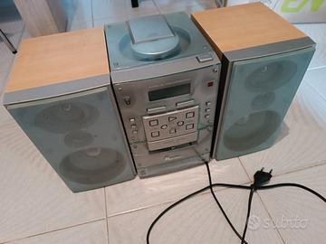 stereo e casse separabili