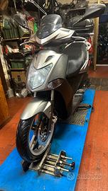 Kymco Agility 125 Ruota 16 con Bauletto