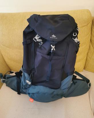 zaino trekking quechua MH500 30 litri