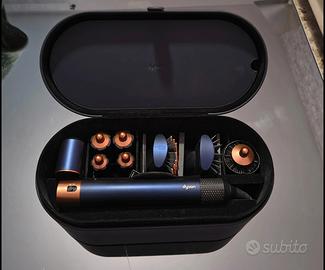 Dyson airwrap completo di spazzole coni e phon
