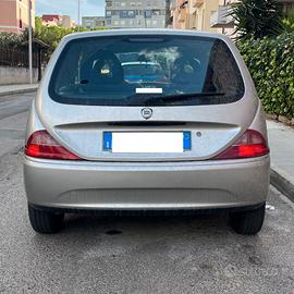 Lancia Y 1.2 LS anno 2002