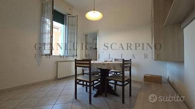 Appartamento di 90 m² con 4 locali e box auto a Me
