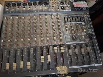 mixer Yamaha.mx 12 