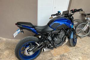 YAMAHA MT-07