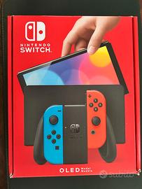Nintendo Switch OLED + 3 Giochi- Come nuova!