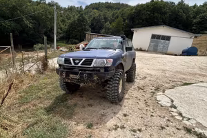 Nissan gr y61