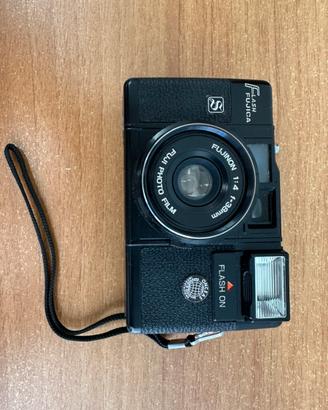 Macchina fotografica flash fujica fuji photo film