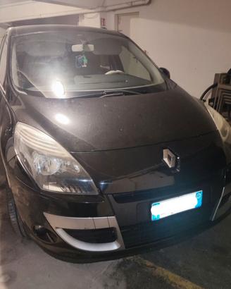 Renault Scenic XMod 1.5 DCI