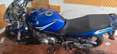 Suzuki GS 500