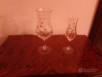 Servizio bicchieri a fiorellini rosa