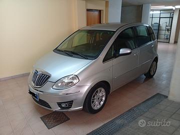 Lancia Musa 1300  mjet versione oro 