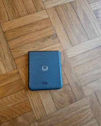 Motorola razr 50