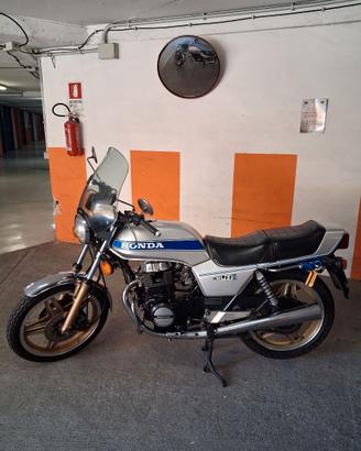 Honda cb 400 n 1979