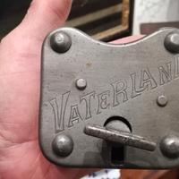 lucchetto antico con inciso VATERLAND (PATRIA)