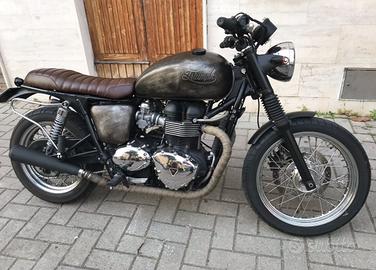 Triumph Bonneville - CAFE' RACER