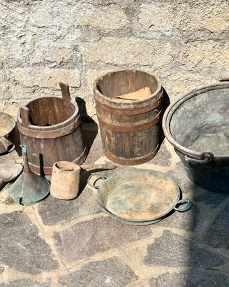 Attrezzatura antica per camino