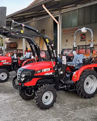 Trattore Cosmo Vst930 con caricatore frontale