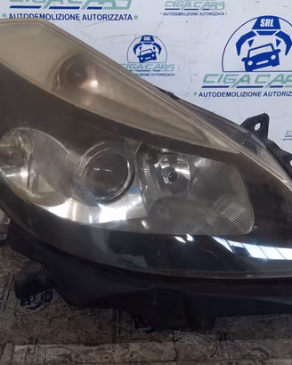 RENAULT CLIO 2005 / 2009 - FARO ANTERIORE DESTRO