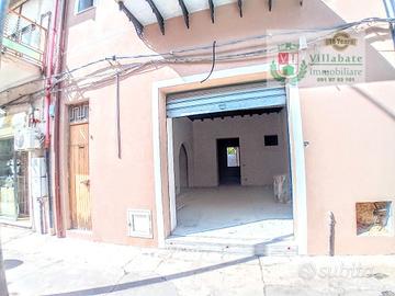 Locale Commerciale mq 130 + Terrazzo