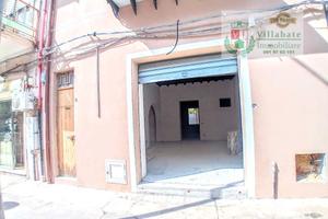 Locale Commerciale mq 130 + Terrazzo